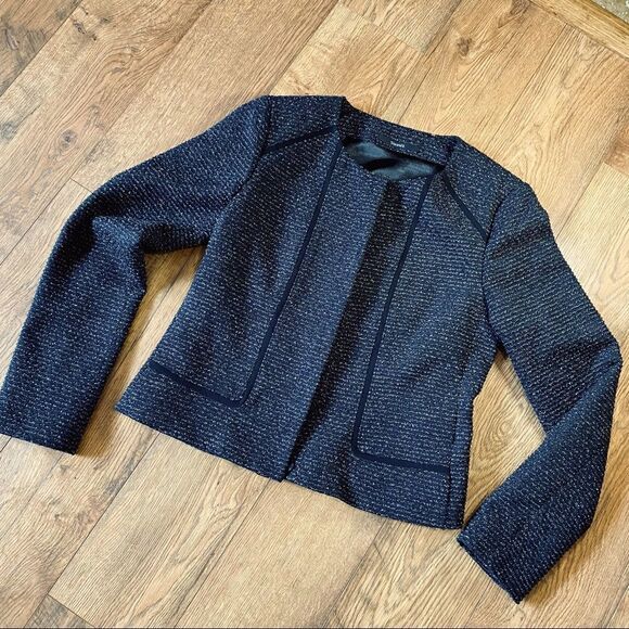 Tahari Jackets & Blazers - TAHARI SHORT BLACK TWEED BLAZER/JACKET 6 NWOT